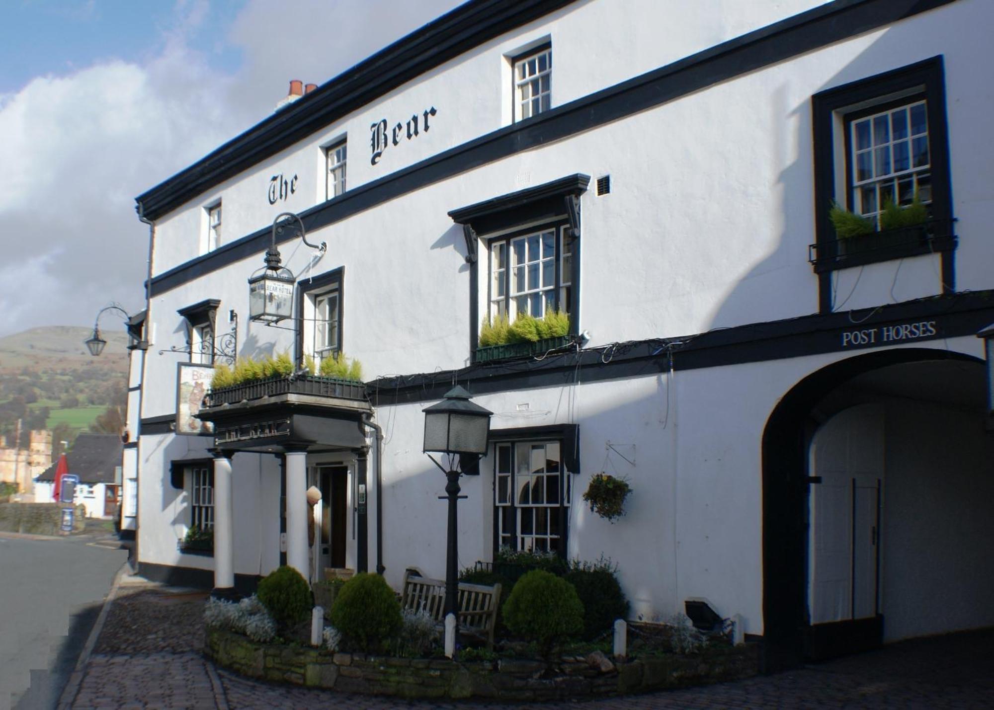 Bear Crickhowell Exteriér fotografie