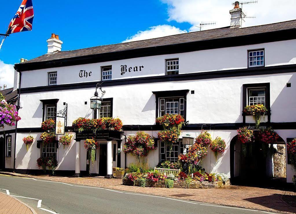 Bear Crickhowell Exteriér fotografie